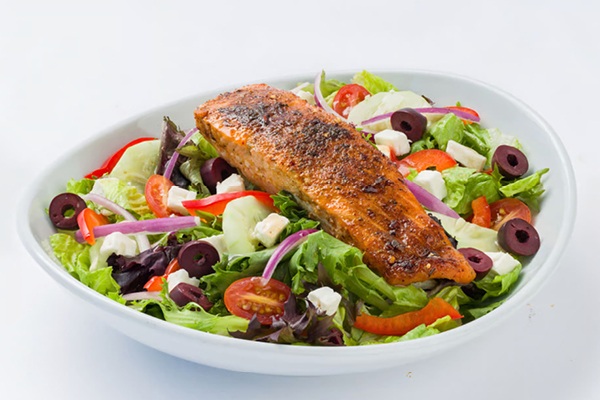 greek salmon salad